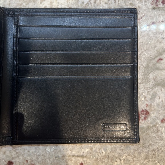 Coach wallet - Picture 2 of 3
